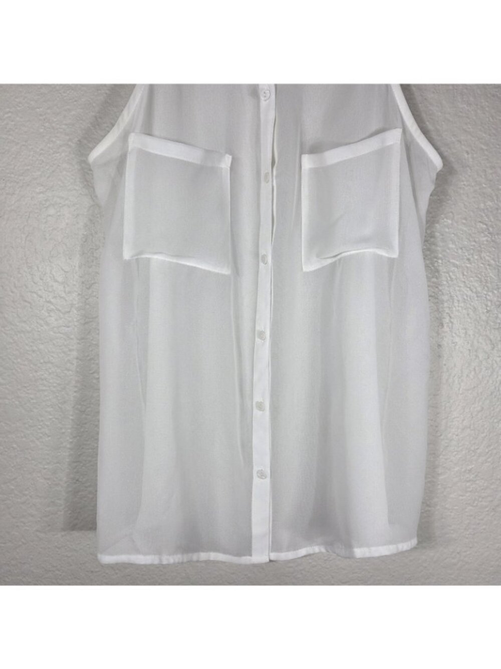 Decree White Sleeveless Sheer Button Front Top Womens Size M Collared Pockets - Picture 5 of 10